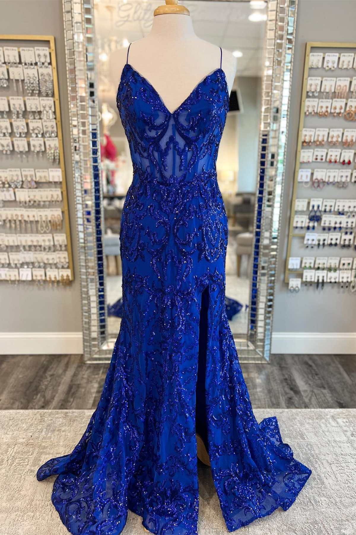 Königsblaues, langes Abendkleid aus Spitze mit V-Ausschnitt und Schlitz im Meerjungfrau-Stil